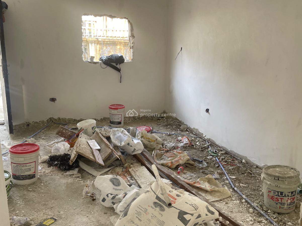 Clean and New Mini Flat, Eleganza Mall at Vgc Bus Stop, Vgc, Lekki, Lagos, Mini Flat (room and Parlour) for Rent