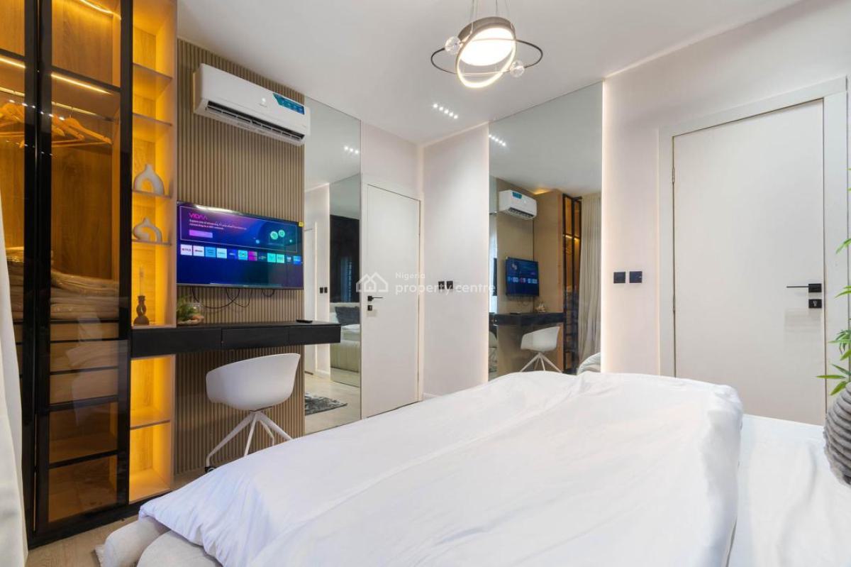 Brand New 4 Bed Self Compound Fully Detached Maisionette with Snooker, Lekki Phase 1, Lekki, Lagos, Flat / Apartment Short Let