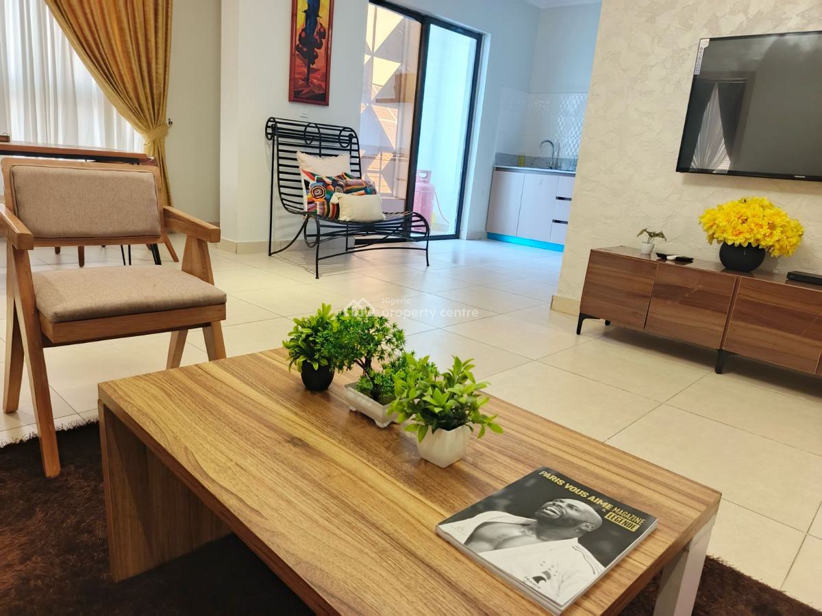 2 Bedrooms Apartments, No 1 Nnena Orji Street, Osapa, Lekki, Lagos, Flat / Apartment Short Let