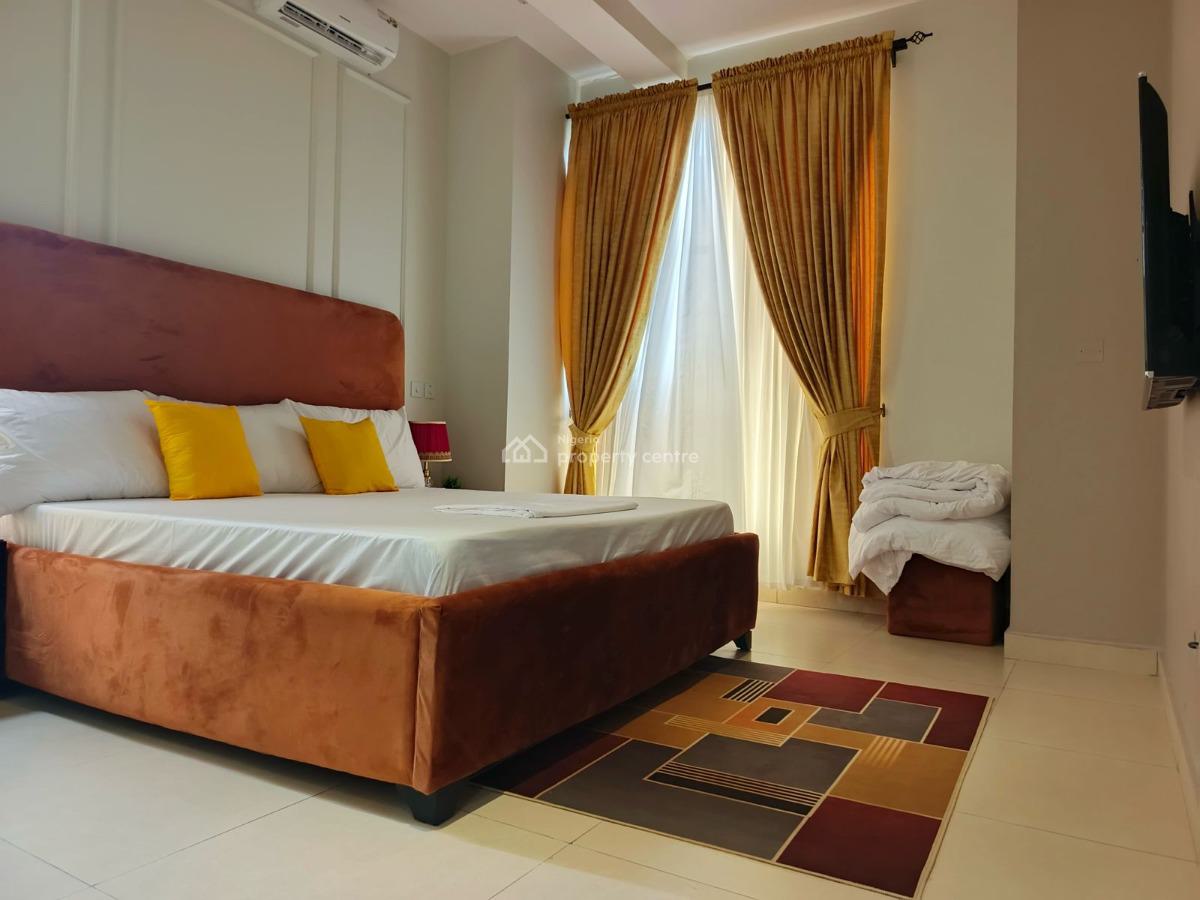 2 Bedrooms Apartments, No 1 Nnena Orji Street, Osapa, Lekki, Lagos, Flat / Apartment Short Let