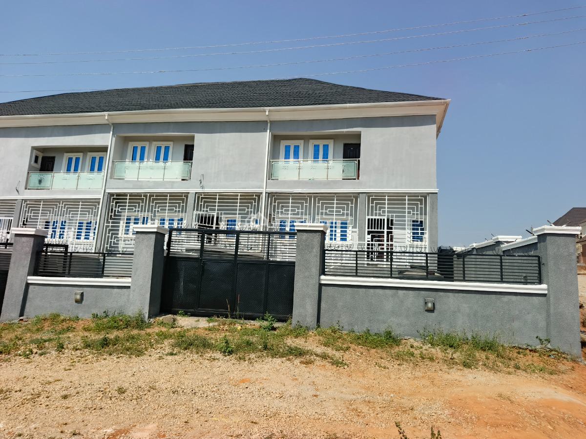 Standardly Finished 4 Bedroom Terrace Duplex, Gwarinpa, Abuja, Terraced Duplex for Sale