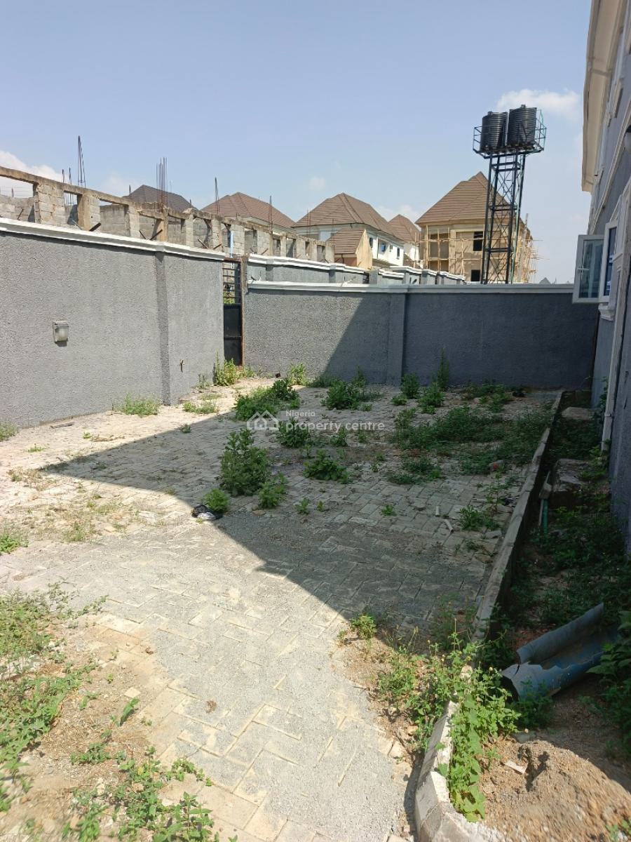 Standardly Finished 4 Bedroom Terrace Duplex, Gwarinpa, Abuja, Terraced Duplex for Sale