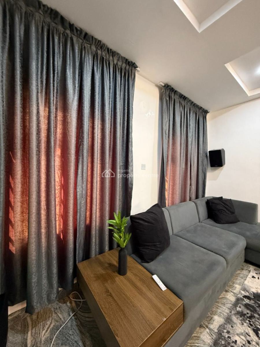 Exquisite 2 Bedroom Apartment with Private Cinema, Wuye, Abuja, Flat / Apartment Short Let