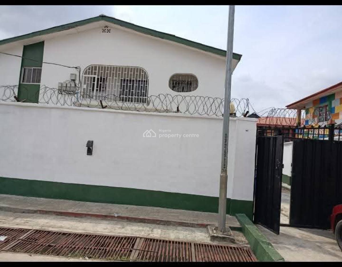 Well Structured 4 Flats of 3 Bedroom, Unity Estate, Off Isiba Oluwo, Egbeda, Alimosho, Lagos, Block of Flats for Sale