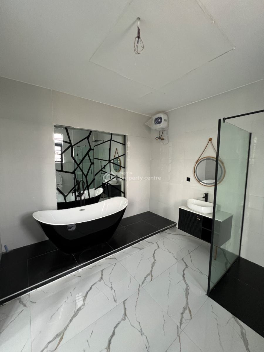 5 Bedroom Fully Detached Duplex with Bq, Lekki Phase 1, Lekki, Lagos, Detached Duplex for Sale