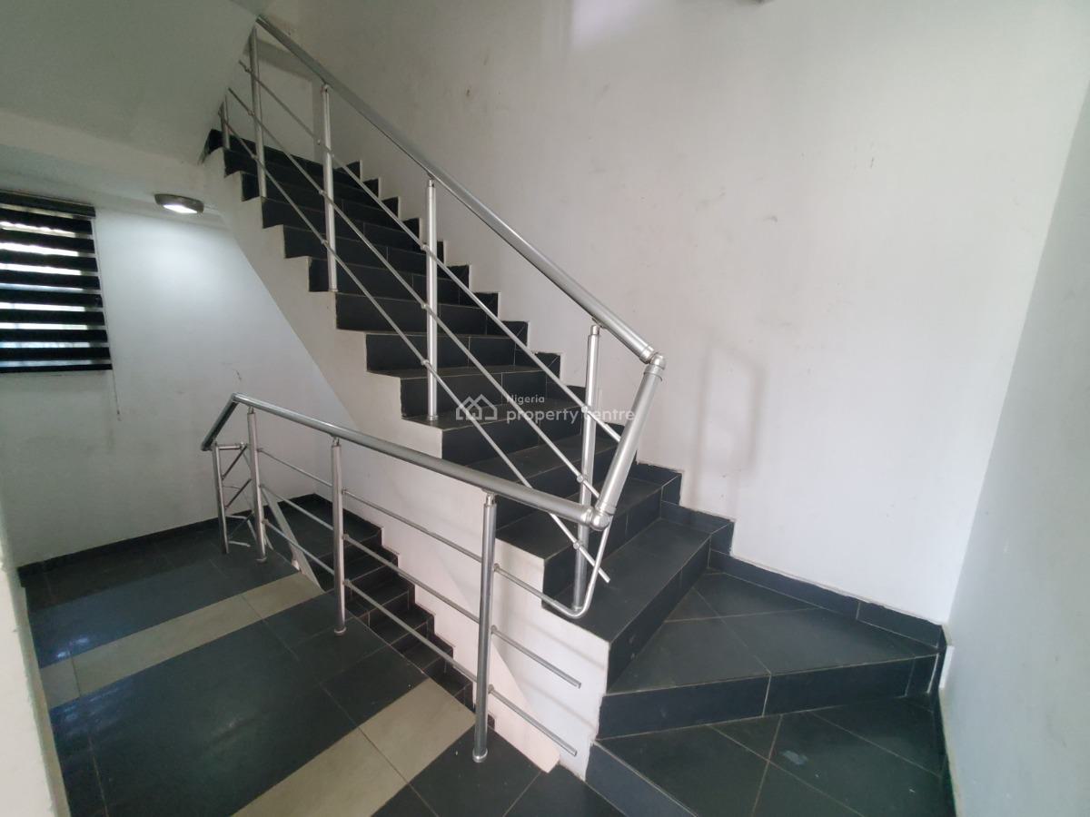 4bedroom Terrace, Ikota, Lekki, Lagos, Terraced Duplex for Rent
