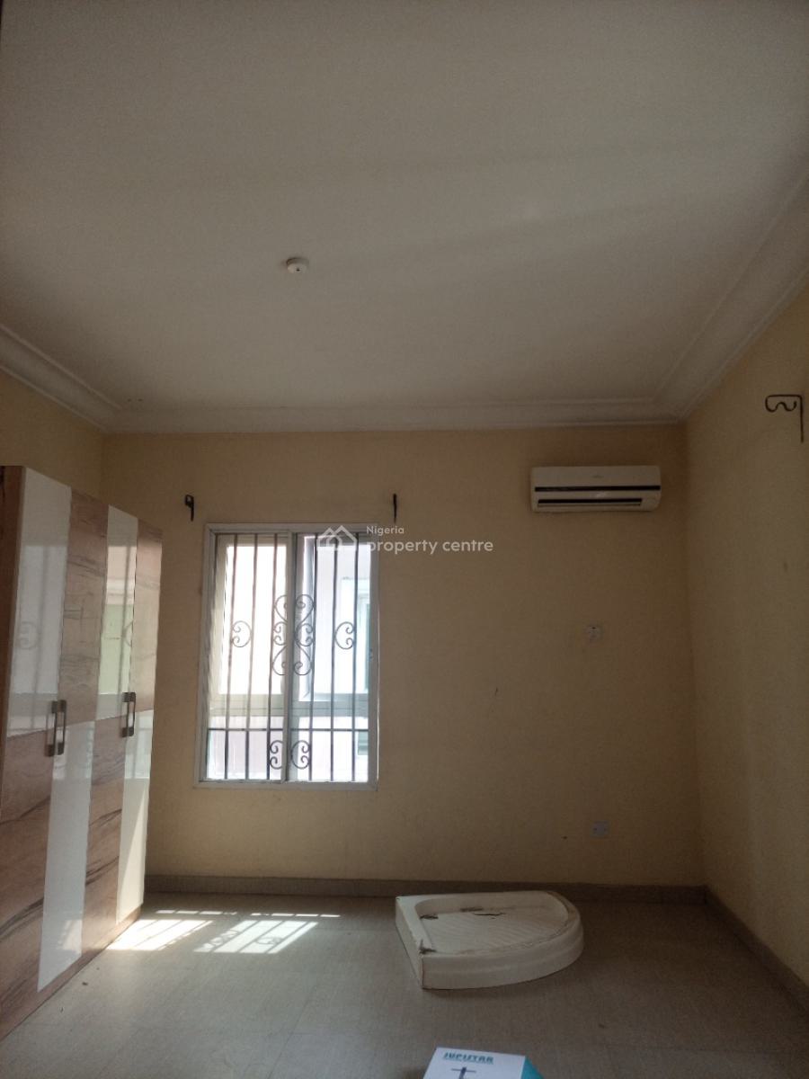 a Well Renovated 5 Bedroom Fully Detached Duplex with Bq, Orchid Road Before Orchid Rooudabout, Lekki Phase 2, Lekki, Lagos, Detached Duplex for Rent