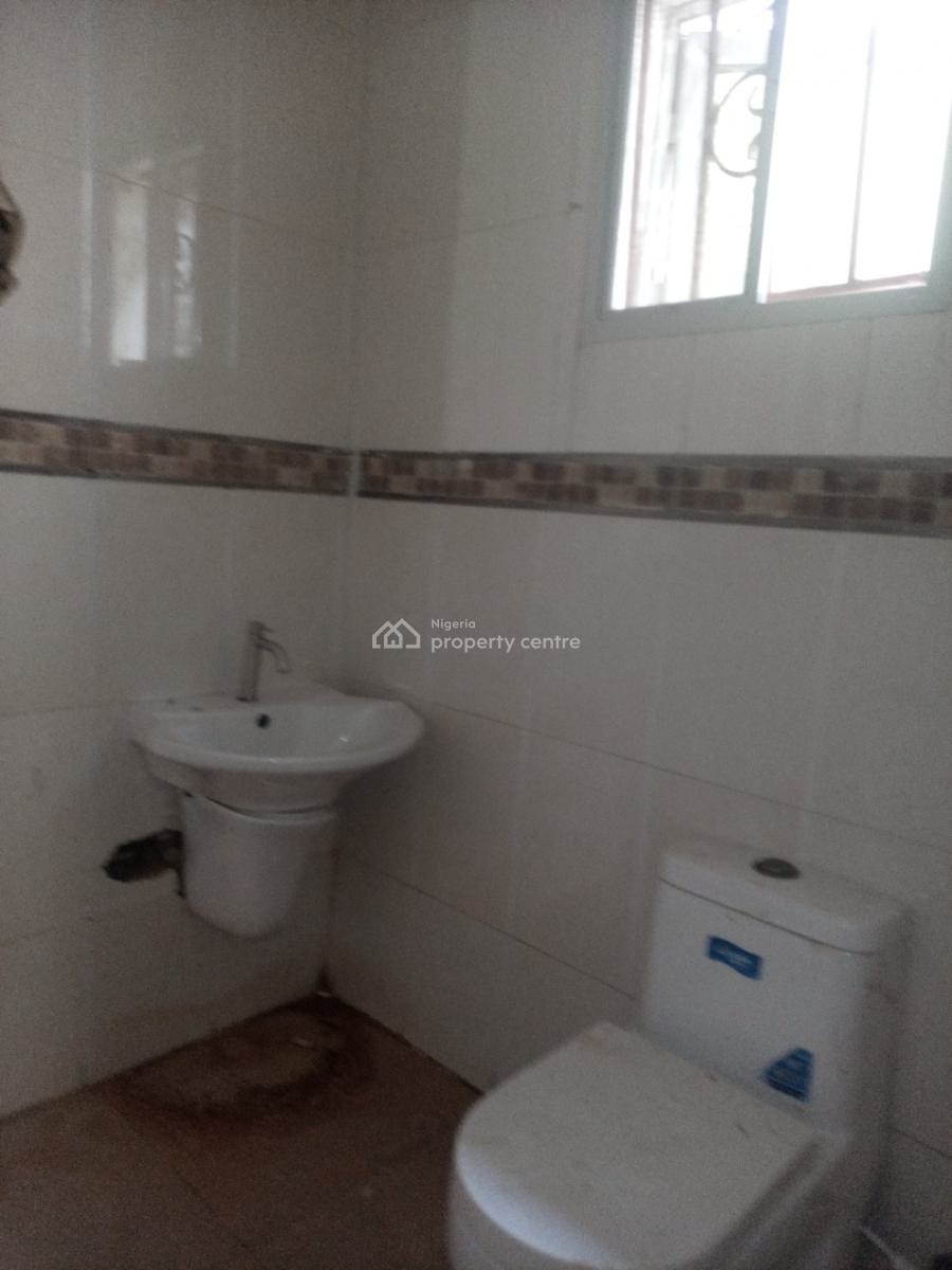 a Well Renovated 5 Bedroom Fully Detached Duplex with Bq, Orchid Road Before Orchid Rooudabout, Lekki Phase 2, Lekki, Lagos, Detached Duplex for Rent