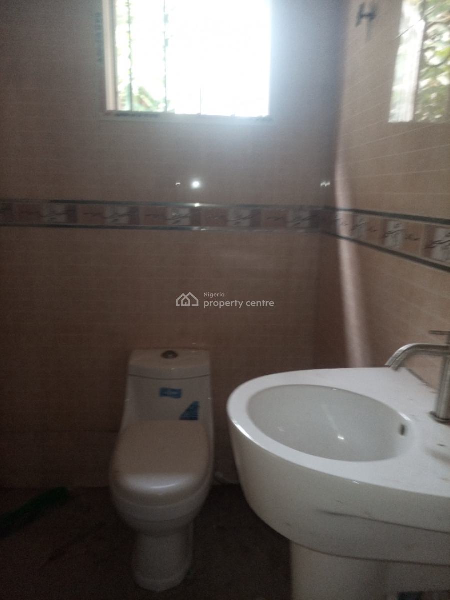 a Well Renovated 5 Bedroom Fully Detached Duplex with Bq, Orchid Road Before Orchid Rooudabout, Lekki Phase 2, Lekki, Lagos, Detached Duplex for Rent