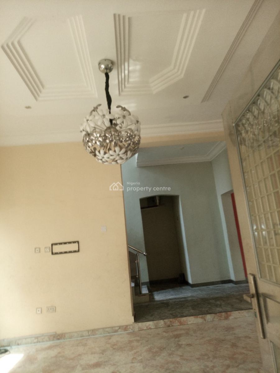 a Well Renovated 5 Bedroom Fully Detached Duplex with Bq, Orchid Road Before Orchid Rooudabout, Lekki Phase 2, Lekki, Lagos, Detached Duplex for Rent