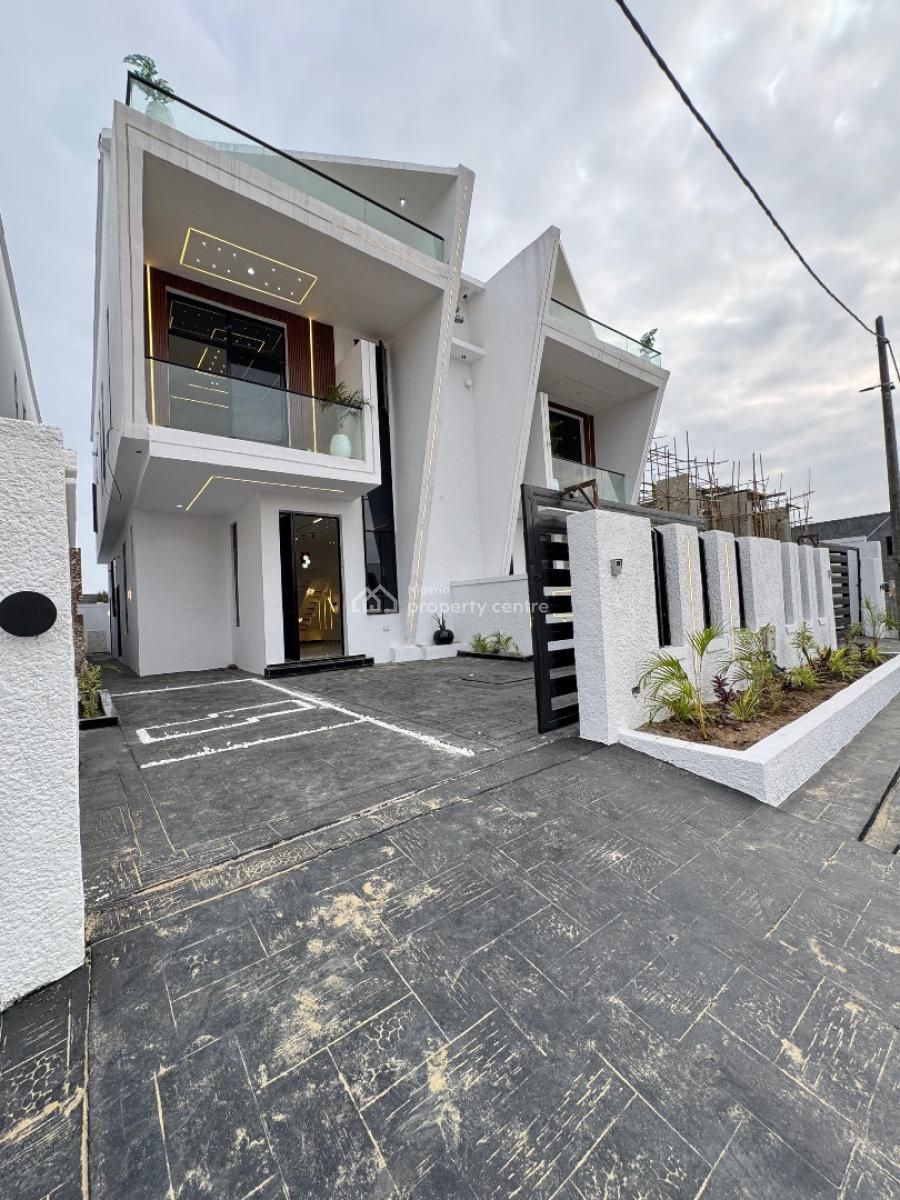 4  Bedroom Semi-detached Duplex  with a Bq, Ikota, Lekki, Lagos, Detached Duplex for Sale