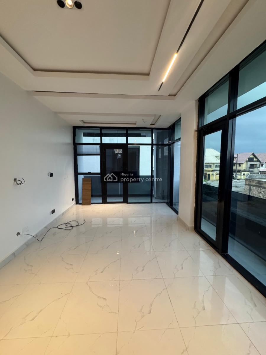 4 Bedroom Terrace with a Bq, Lekki Phase 1, Lekki, Lagos, Terraced Duplex for Sale