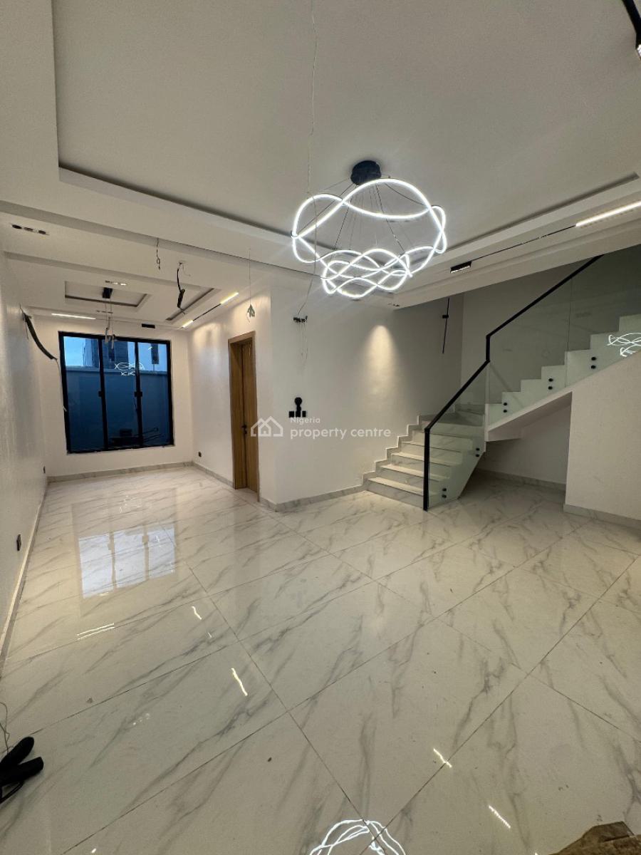 4 Bedroom Terrace with a Bq, Lekki Phase 1, Lekki, Lagos, Terraced Duplex for Sale