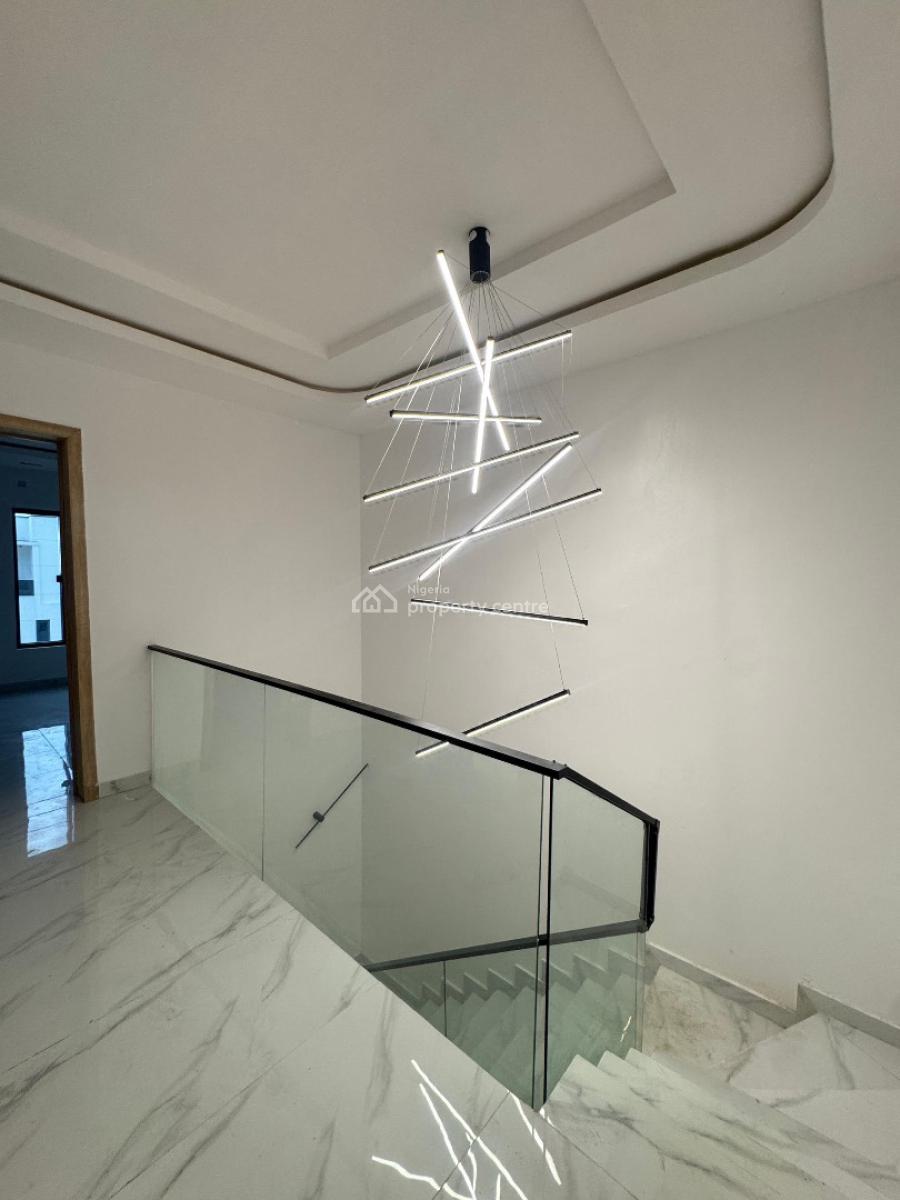 4 Bedroom Terrace with a Bq, Lekki Phase 1, Lekki, Lagos, Terraced Duplex for Sale