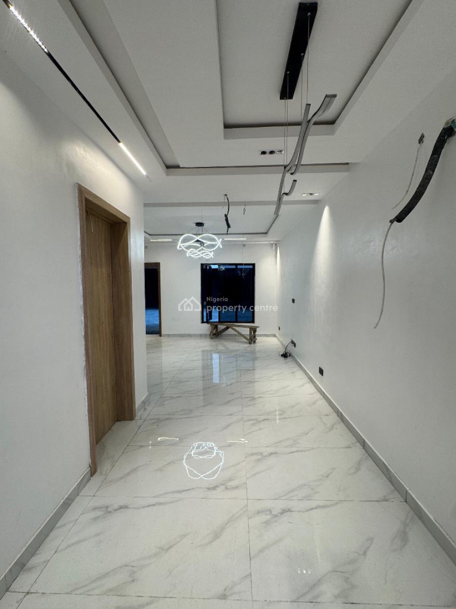 4 Bedroom Terrace with a Bq, Lekki Phase 1, Lekki, Lagos, Terraced Duplex for Sale