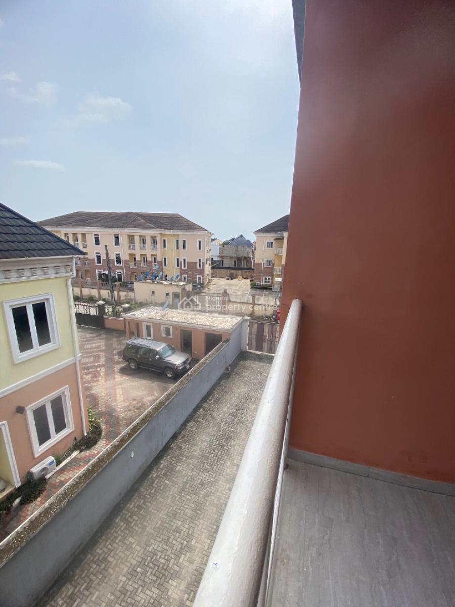 Spacious All En Suite Rooms Upstairs, Peninsula Garden Estate, Olokonla, Ajah, Lagos, Flat / Apartment for Rent