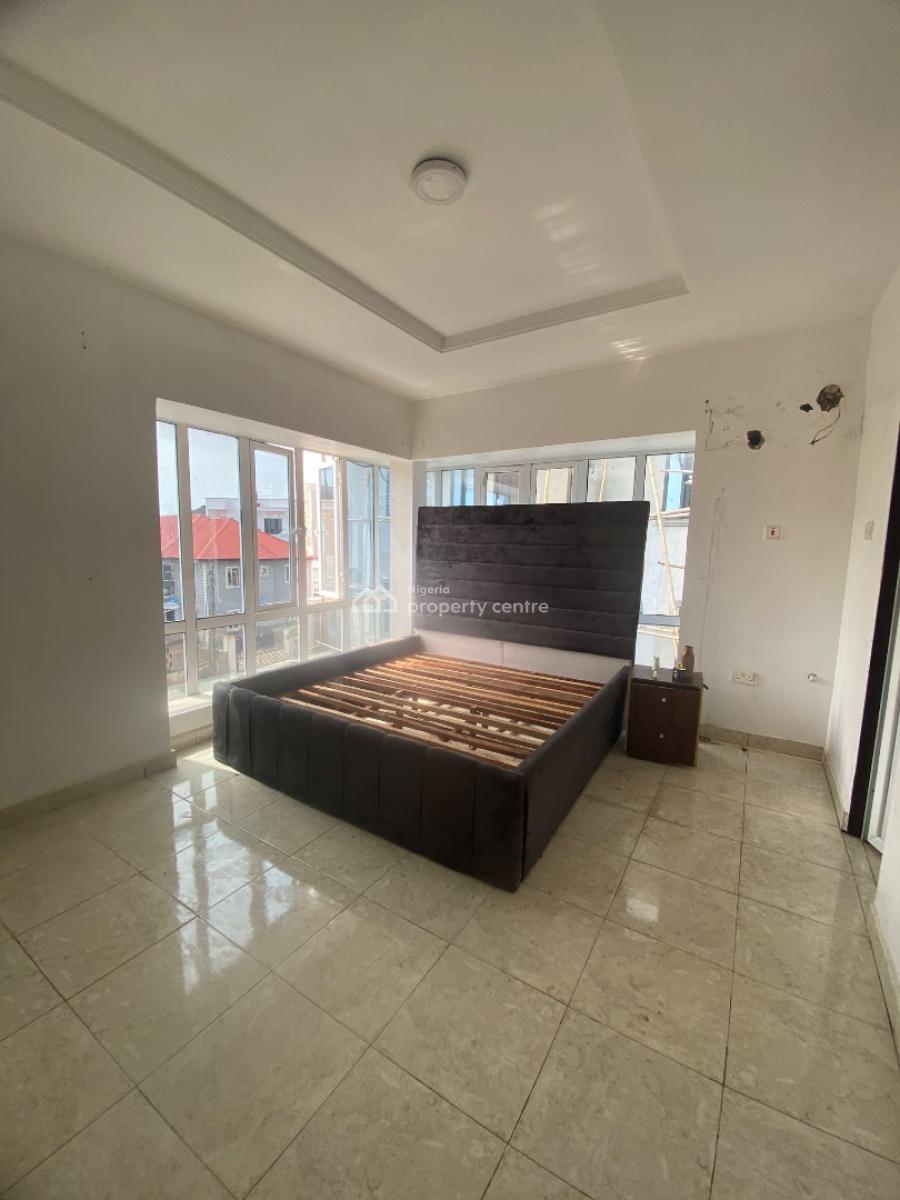 Spacious All En Suite Rooms Upstairs, Peninsula Garden Estate, Olokonla, Ajah, Lagos, Flat / Apartment for Rent