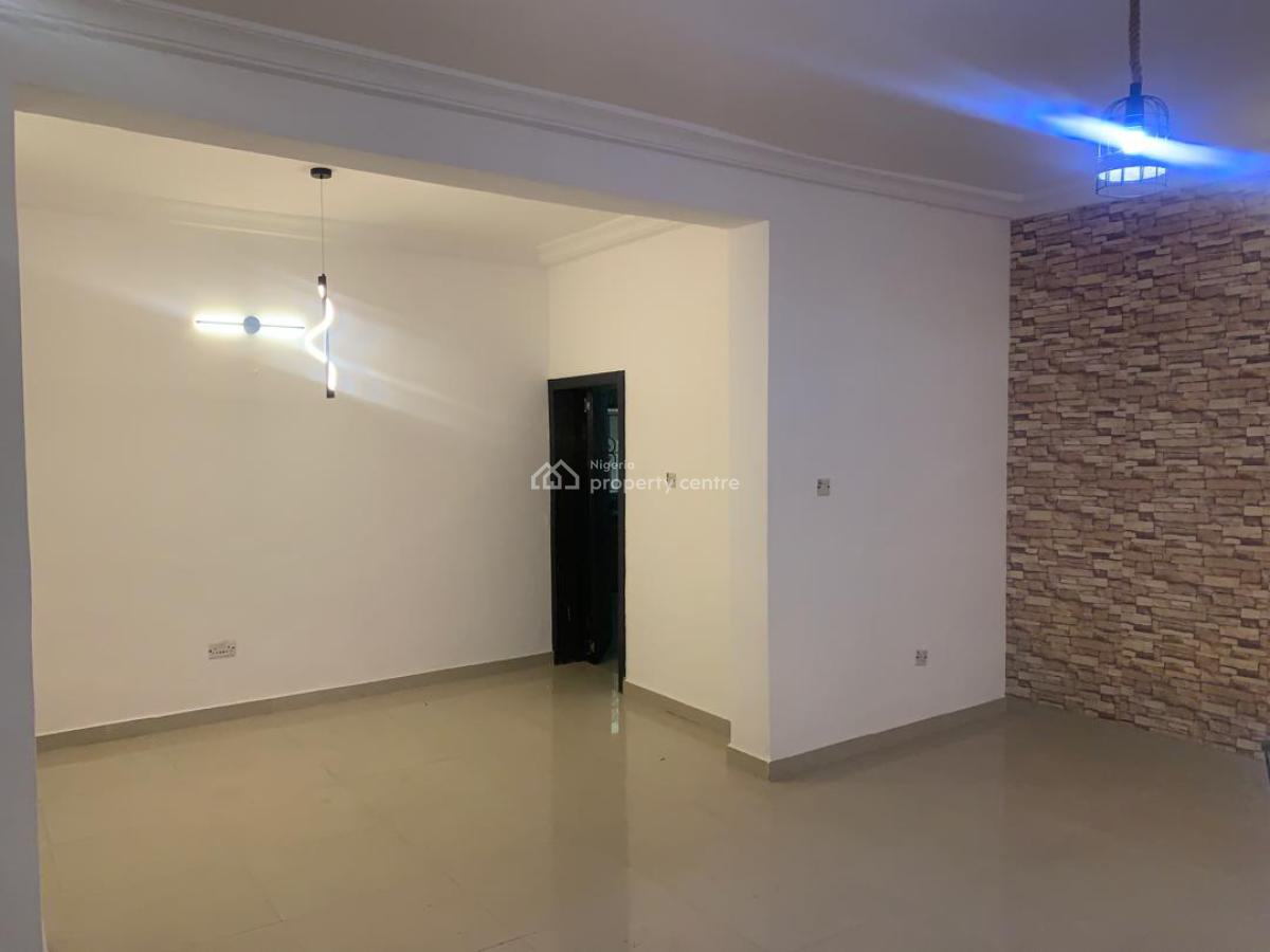 Recently Renovated 3 Bedroom Flat, Chevy View Estate, Chevron, Lekki, Lagos, House for Rent