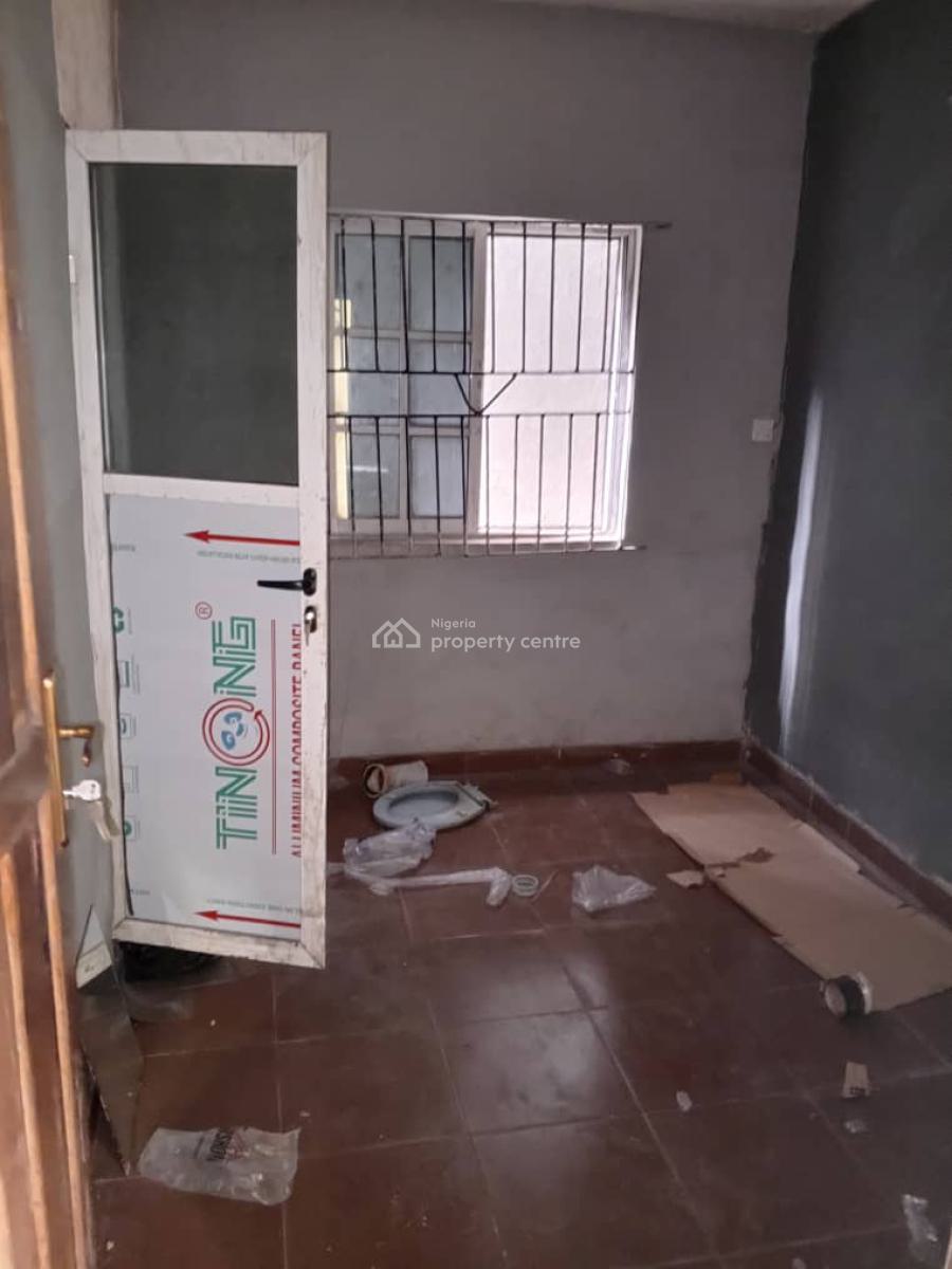 2 Bedroom Flat, Adekunle, Yaba, Lagos, Flat / Apartment for Rent