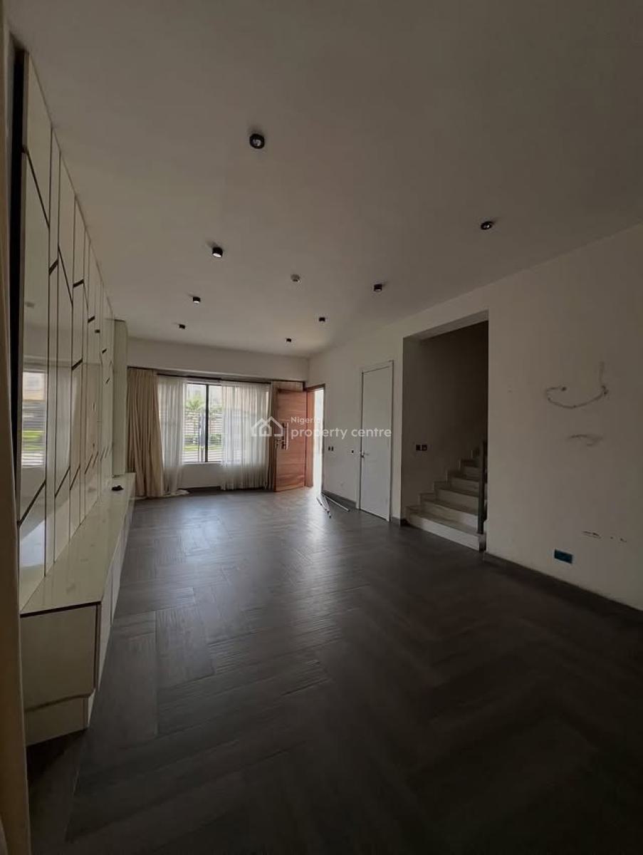 Stunning 4 Bedroom Terrace Duplex with Bq, Lekki Phase 1, Lekki, Lagos, Terraced Duplex for Rent