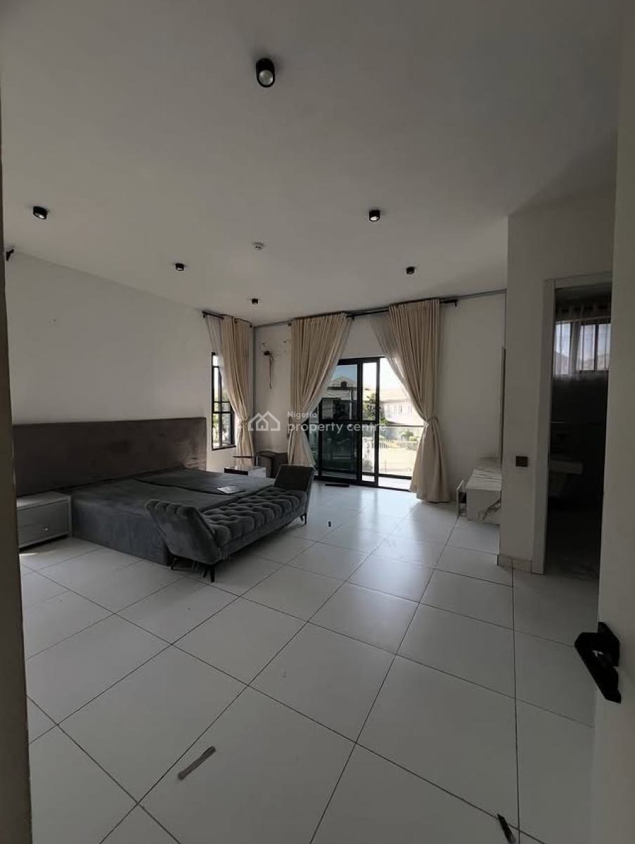 Stunning 4 Bedroom Terrace Duplex with Bq, Lekki Phase 1, Lekki, Lagos, Terraced Duplex for Rent