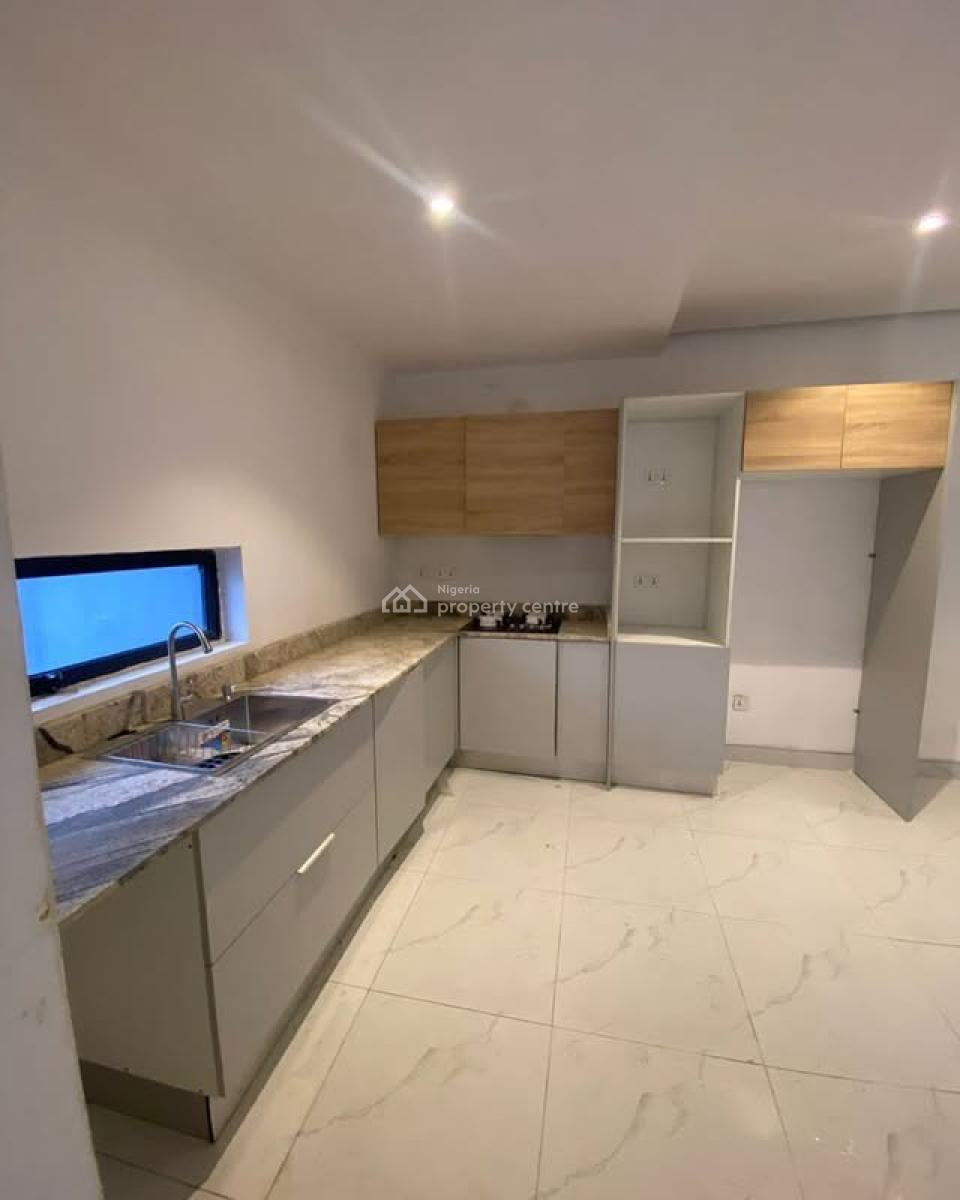 Lovely 2 Bedroom Maisonette, Lekki Phase 1, Lekki Phase 1, Lekki, Lagos, Detached Duplex for Rent