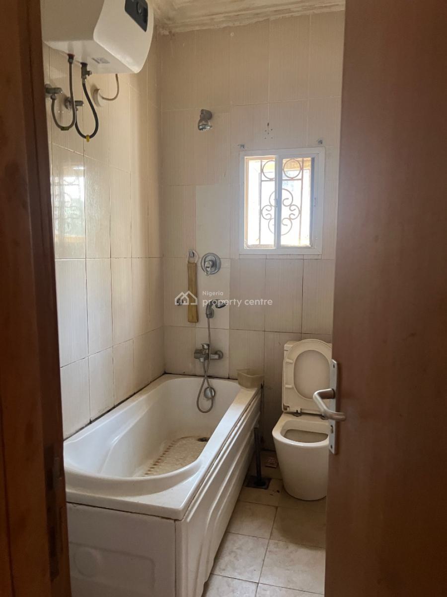 Nice 3 Bedroom Flat, with Study Room, 1st Floor & Ground Floor, Tarred Road, Jabi Main (tarred Road), Jabi, Abuja, Flat / Apartment for Rent