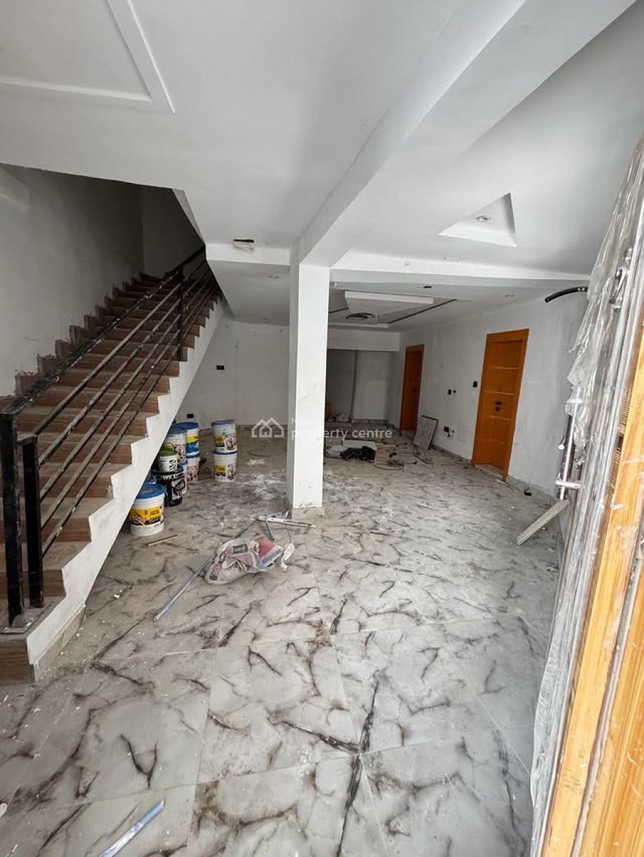 Lovely 3 Bedroom Terrace Duplex with Bq, Lekki Phase 1, Lekki, Lagos, Terraced Duplex for Rent