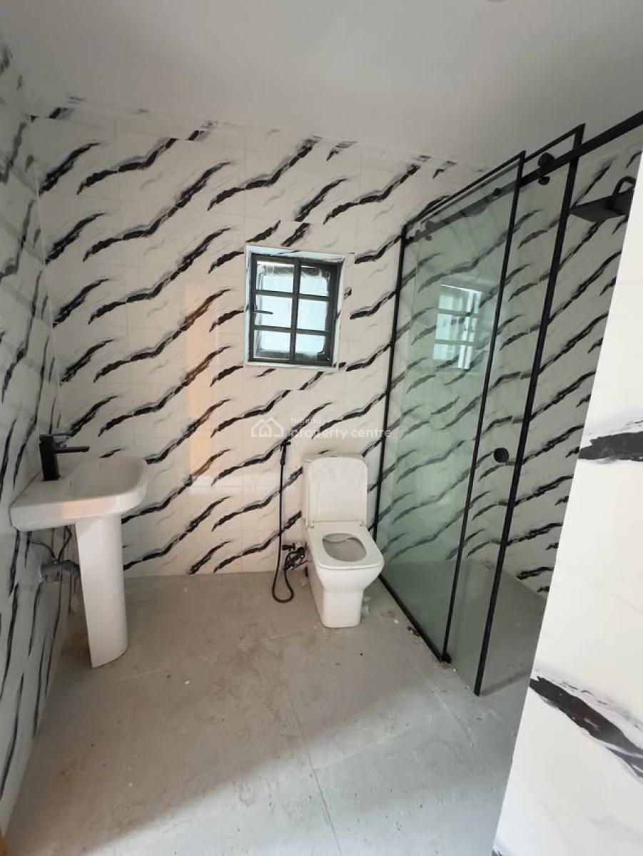 Lovely 3 Bedroom Terrace Duplex with Bq, Lekki Phase 1, Lekki, Lagos, Terraced Duplex for Rent