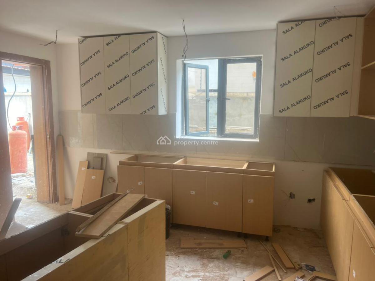 Spacious 3 Bedroom Apartment, Ikoyi, Lagos, Flat / Apartment for Rent