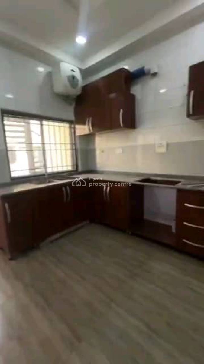 Well Finished 3 Bedroom Apartment, Jahi, Abuja, House for Rent