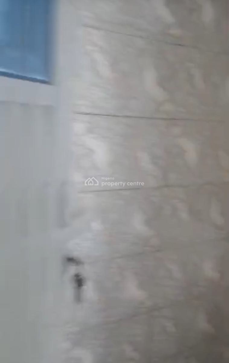 Clean 2 Bedroom Flat, 1st Floor , Tarred Rd, Tarred Rd, Mabushi, Abuja, Flat / Apartment for Rent