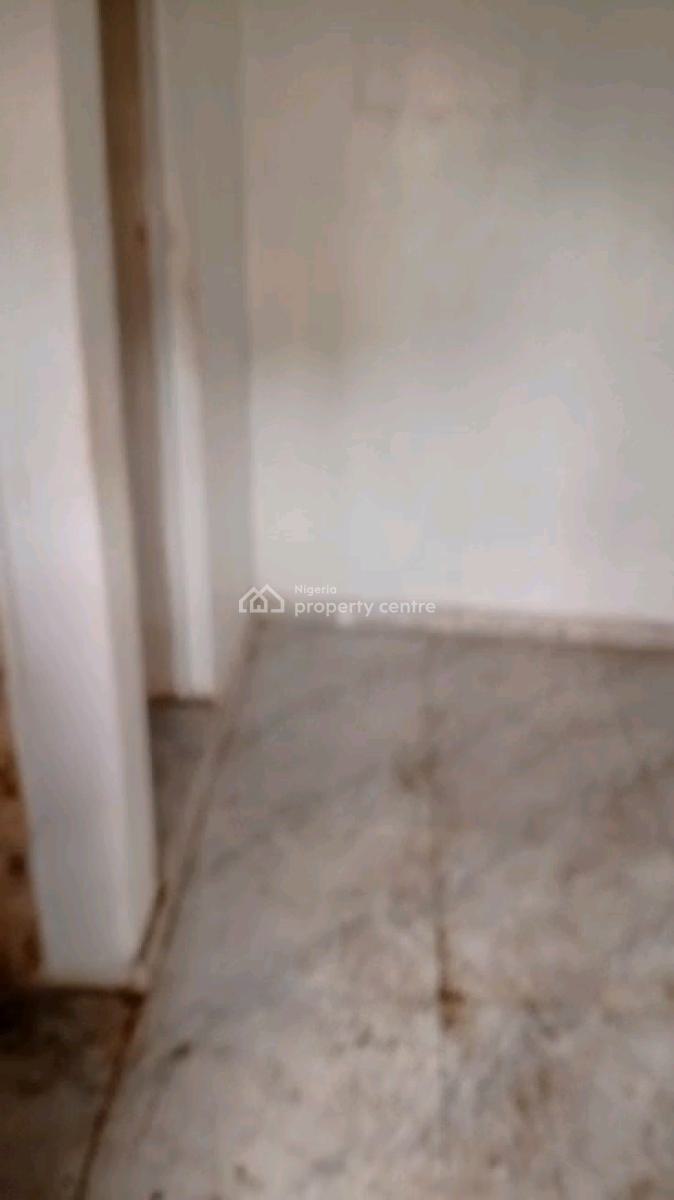 Standard and Executive Room Self Contain, Sabo, Yaba, Lagos, Self Contain (single Rooms) for Rent