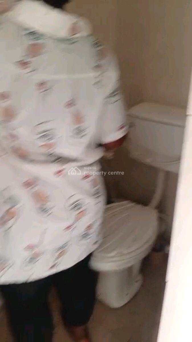 Standard and Executive Room Self Contain, Sabo, Yaba, Lagos, Self Contain (single Rooms) for Rent