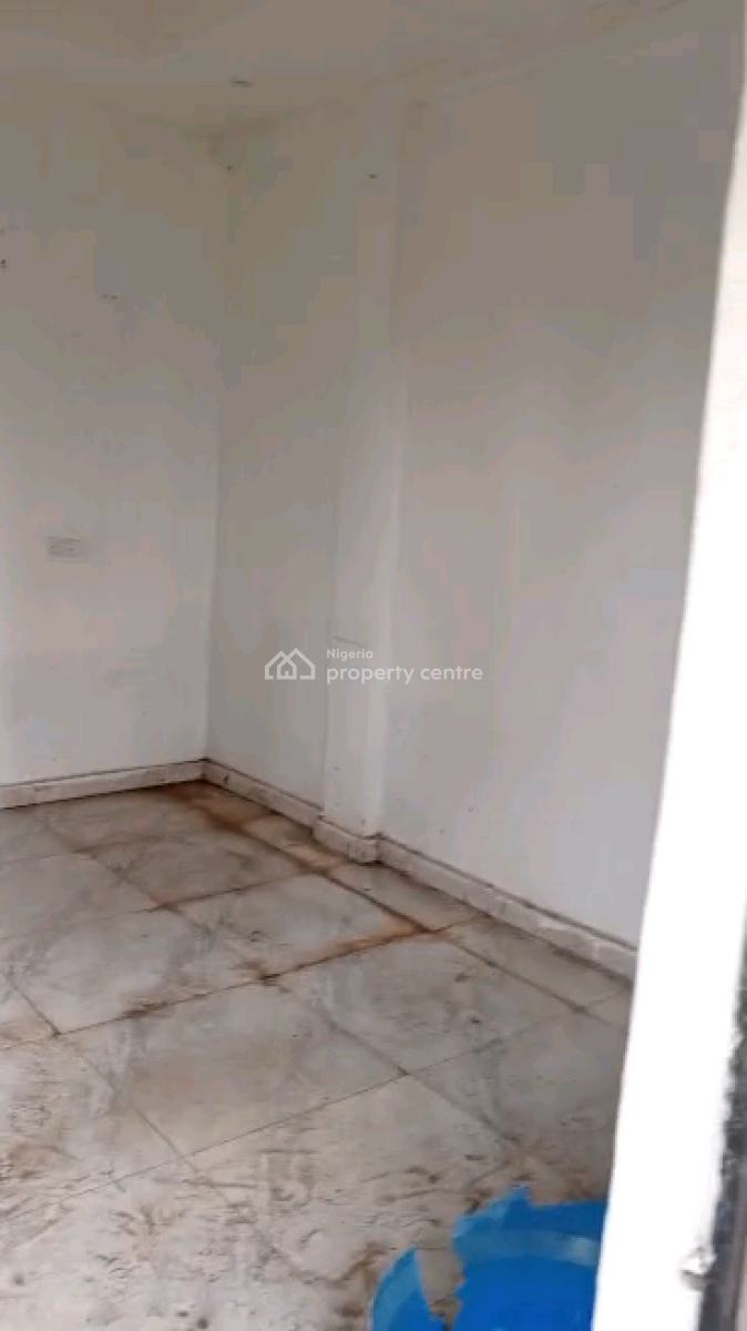 Standard and Executive Room Self Contain, Sabo, Yaba, Lagos, Self Contain (single Rooms) for Rent