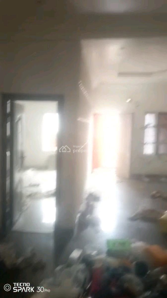 Standard  and Luxury 2 Bedroom Flat, Adekunle, Yaba, Lagos, Flat / Apartment for Rent