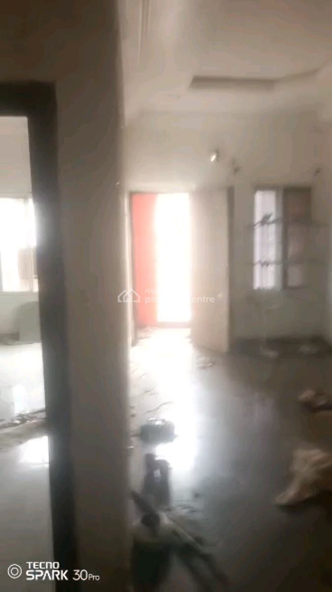 Standard  and Luxury 2 Bedroom Flat, Adekunle, Yaba, Lagos, Flat / Apartment for Rent