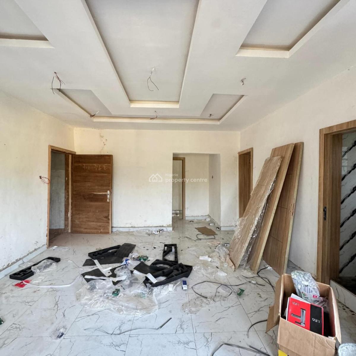 Lovely 2bedroom with Open and Close Plan Kitchen, Yaba, Lagos, Flat / Apartment for Sale