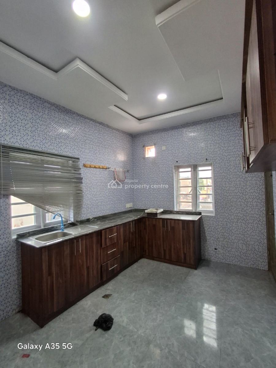 Spacious 2 Bedroom Flat, Vintage Estate, Ajah, Lagos, Flat / Apartment for Rent
