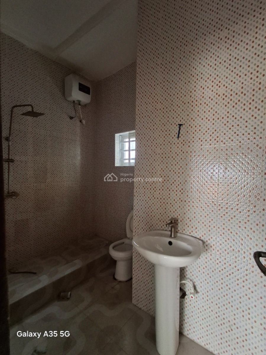 Spacious 2 Bedroom Flat, Vintage Estate, Ajah, Lagos, Flat / Apartment for Rent