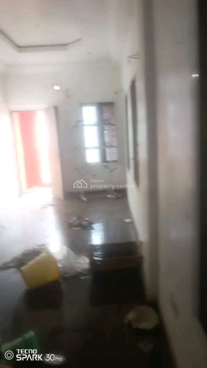 Standard and Luxury 2 Bedroom Flat, Adekunle, Yaba, Lagos, Flat / Apartment for Rent