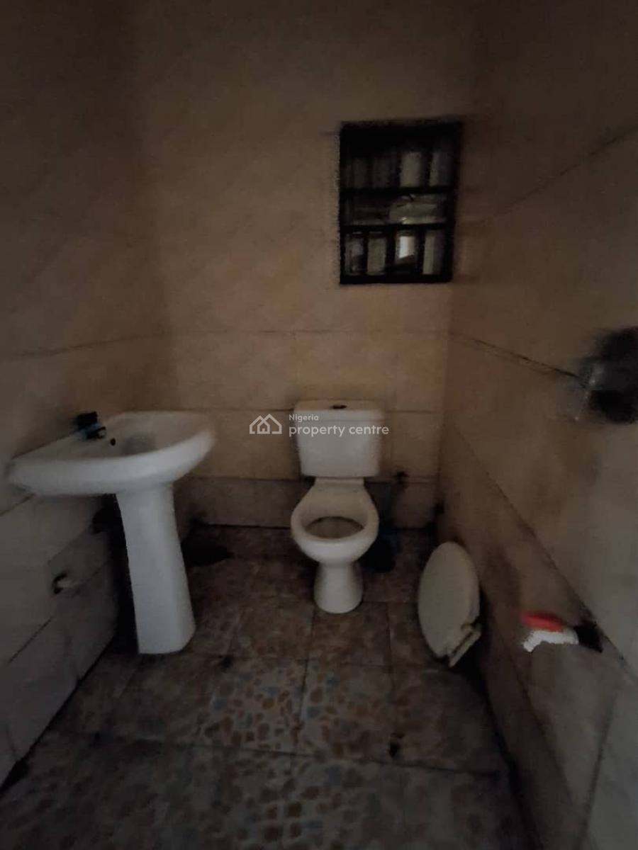Clean and Spacious 2 Bedroom Apartment Available, Badore, Ajah, Lagos, Flat / Apartment for Rent