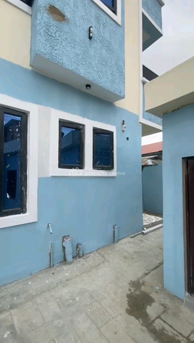 7 Nos of Newly Built Decent Spacious Mini Upflat, Kiniunifa Street, Sawmil, Gbagada, Lagos, Mini Flat (room and Parlour) for Rent