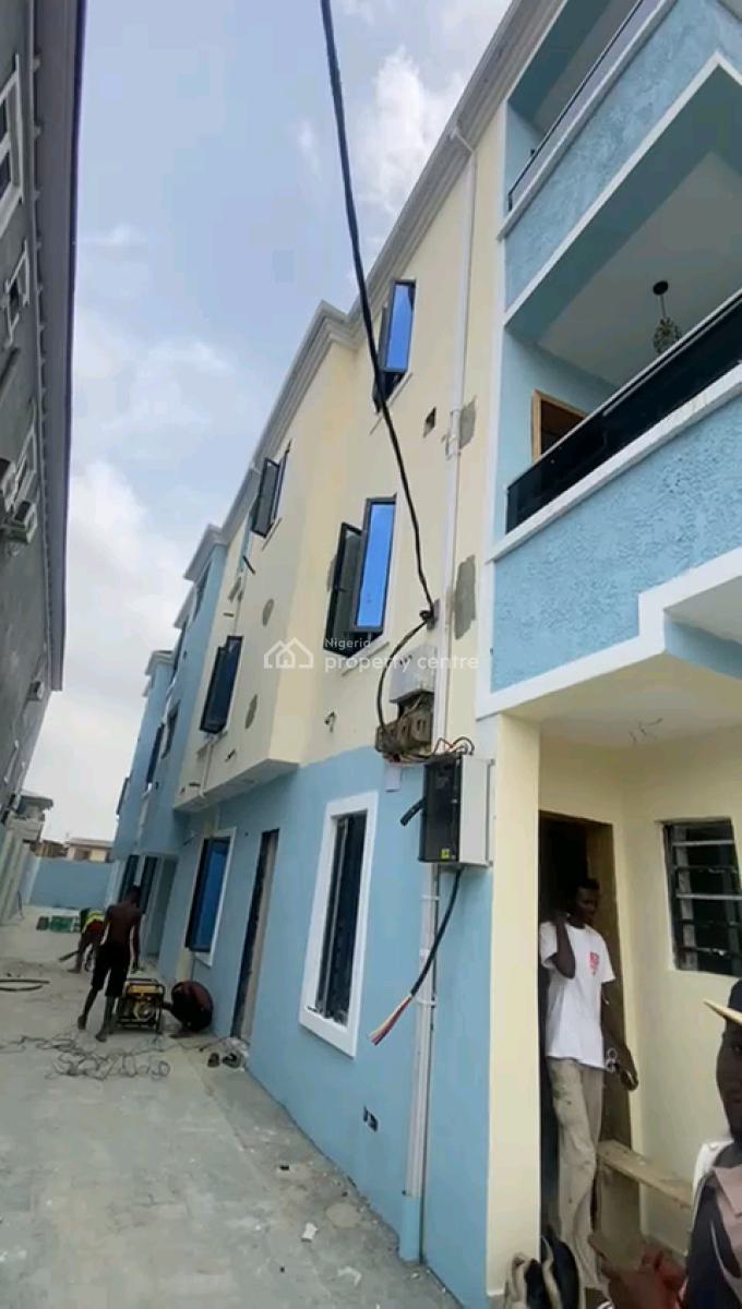 7 Nos of Newly Built Decent Spacious Mini Upflat, Kiniunifa Street, Sawmil, Gbagada, Lagos, Mini Flat (room and Parlour) for Rent