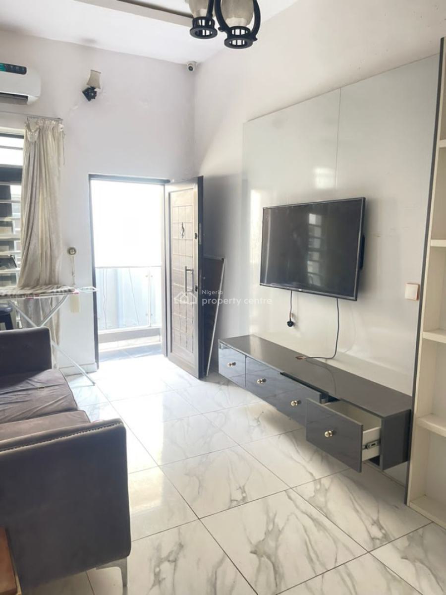 Spacious  1 Bedroom Shared Apartment, Royal Pine Estate Orchid, Lekki, Lagos, Self Contain (single Rooms) for Rent