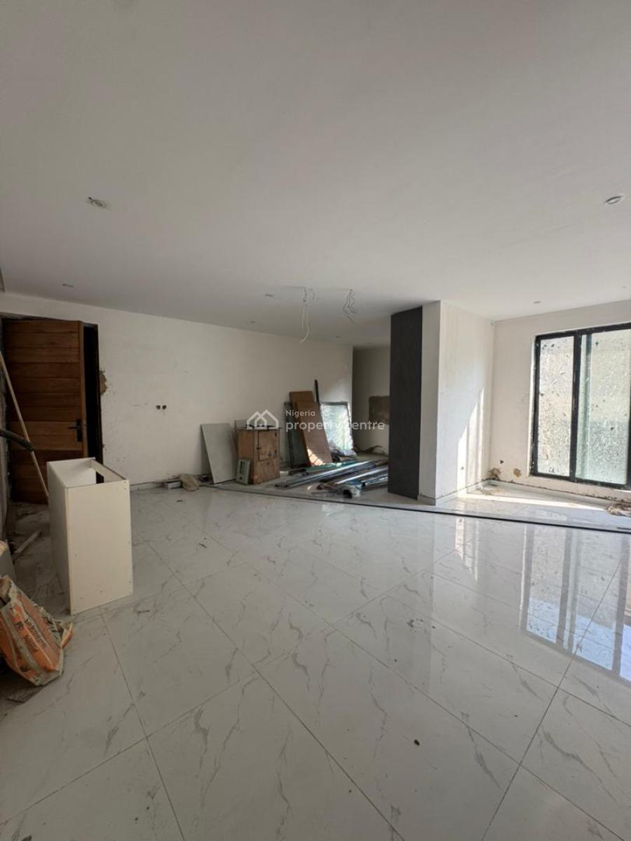 Exquisite 2 Bedroom Apartment with Pool & Elevator Ideal for Airbnb, Lekki Phase 1, Lekki, Lagos, Flat / Apartment for Sale