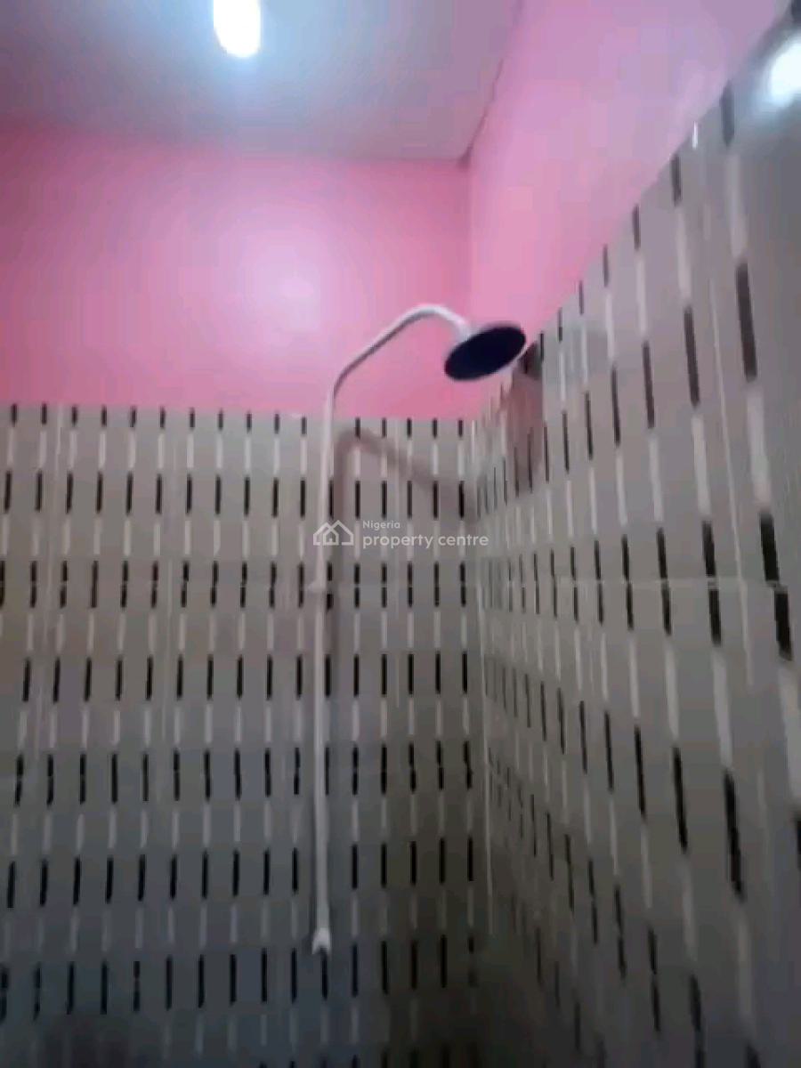 a Neatly Used and Decent Studio Apartment, Groundfloor with Private, Onofowokan Street, Fola Agoro, Yaba, Lagos, Self Contain (single Rooms) for Rent