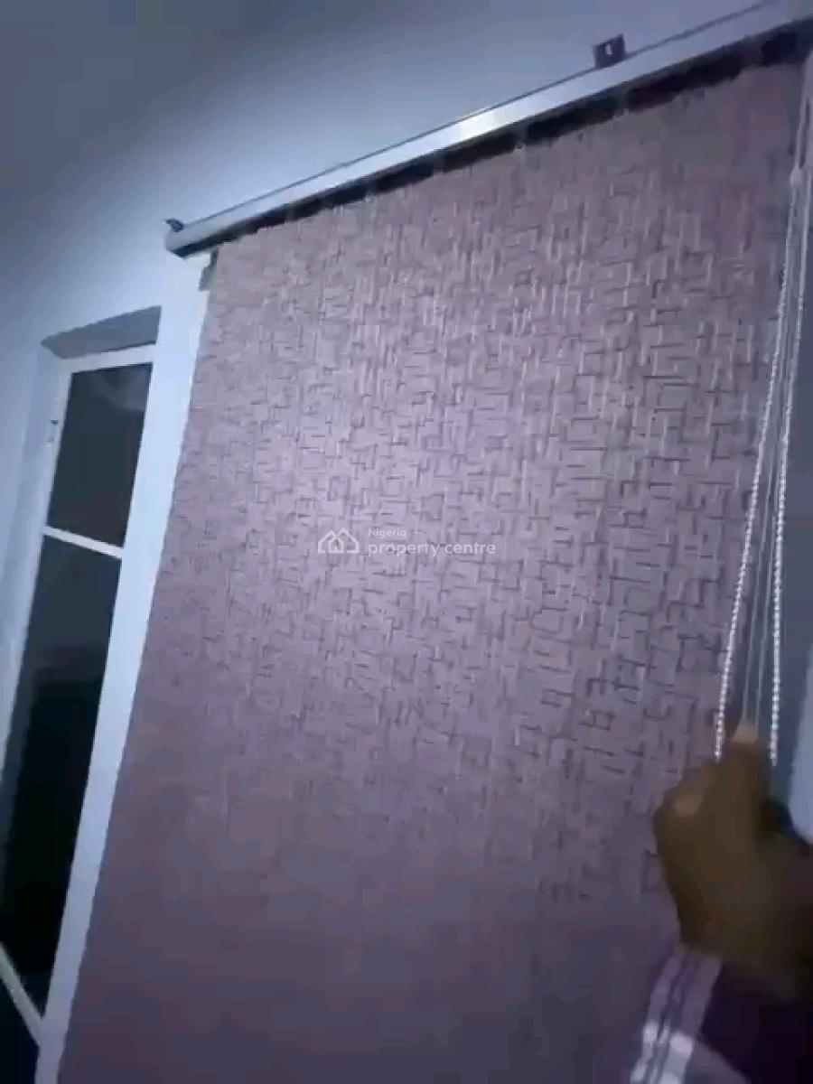 a Neatly Used and Decent Studio Apartment, Groundfloor with Private, Onofowokan Street, Fola Agoro, Yaba, Lagos, Self Contain (single Rooms) for Rent