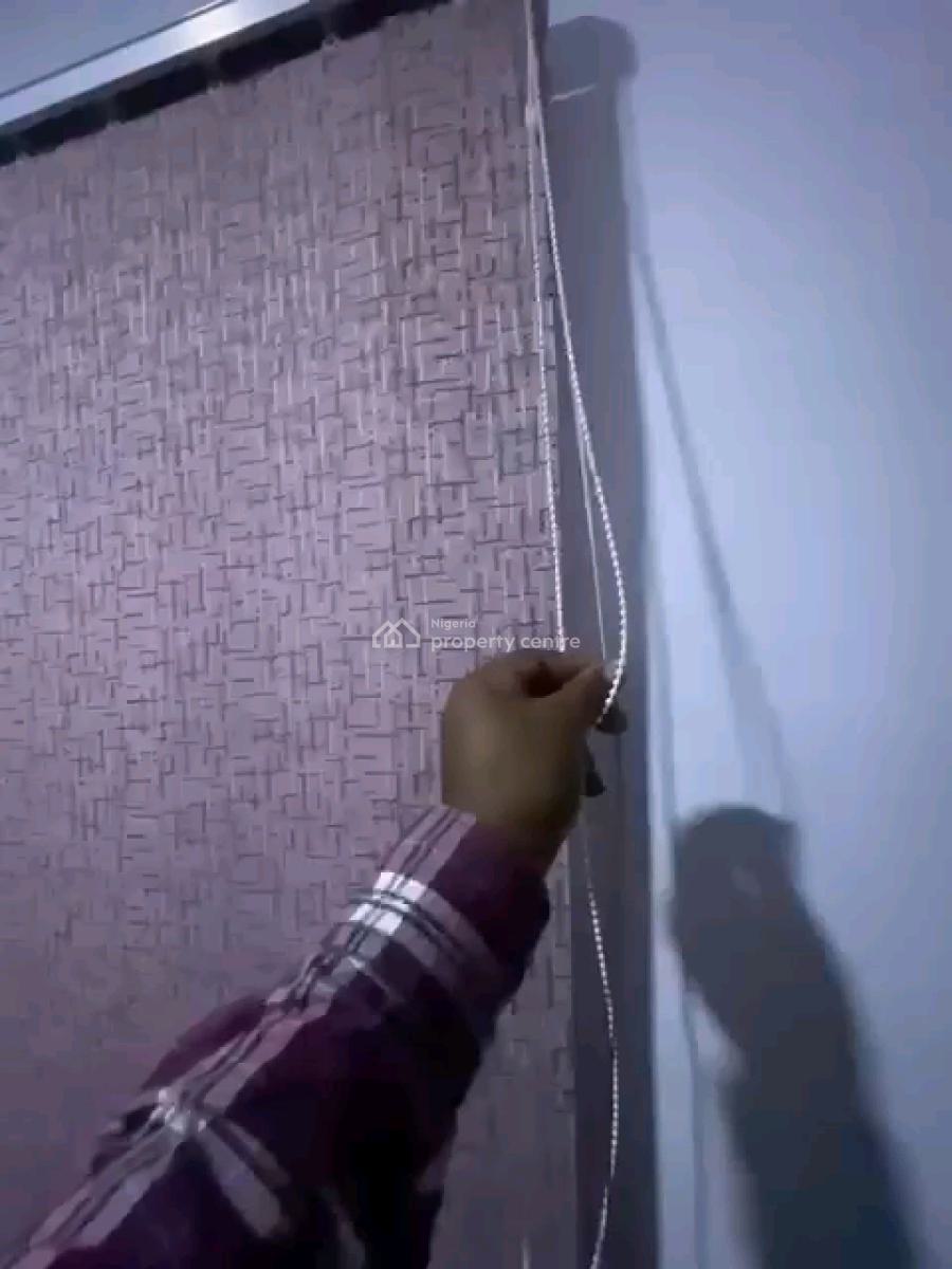 a Neatly Used and Decent Studio Apartment, Groundfloor with Private, Onofowokan Street, Fola Agoro, Yaba, Lagos, Self Contain (single Rooms) for Rent