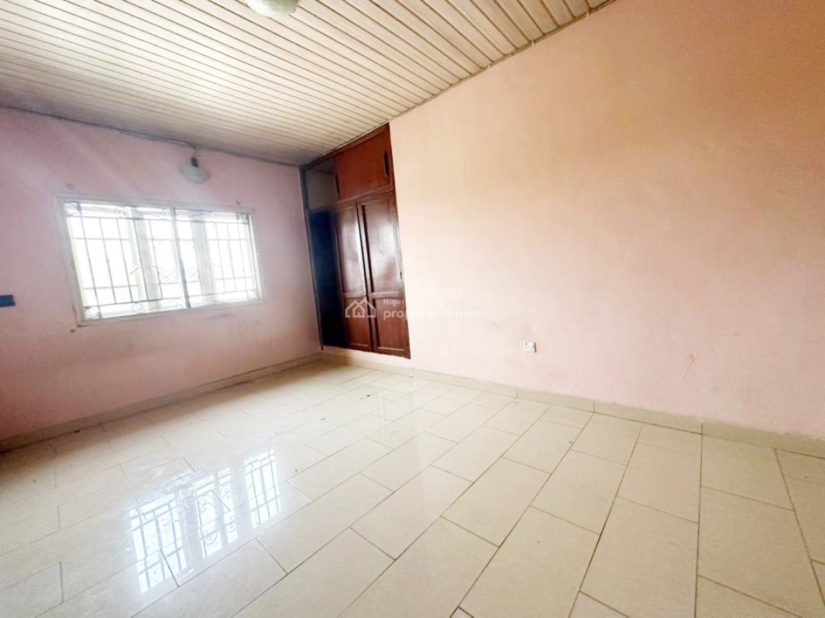Luxury 3 Bedroom Flat, Gra Phase 1, Magodo, Lagos, Flat / Apartment for Rent